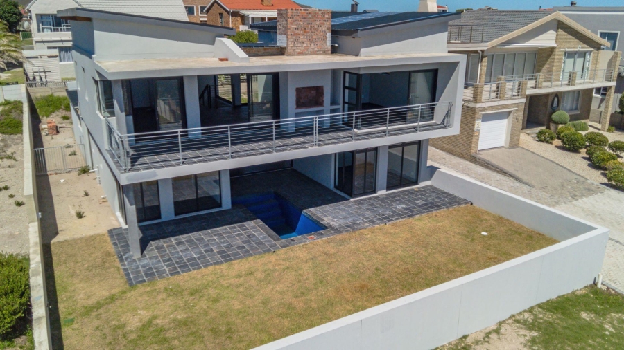 3 Bedroom Property for Sale in De Kelders Western Cape